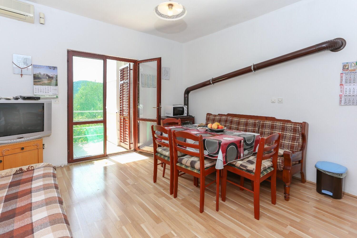 Holiday Home Marcelo-With Terrace Vinišće Екстериор снимка