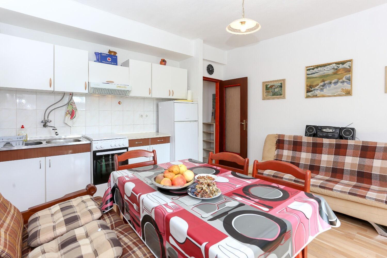 Holiday Home Marcelo-With Terrace Vinišće Екстериор снимка